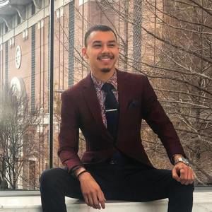 Meet your Posher, Clinton